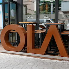 OLA 酒吧及餐厅——OLA 酒吧及餐厅与BBIN宝盈集团MG+DXR扩声系统